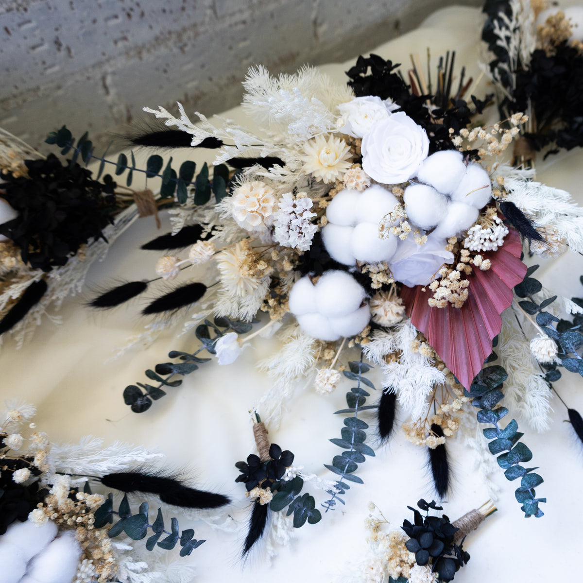 Black & White Preserved Dried Flower Bouquet – Cotton & Eucalyptus Arrangement