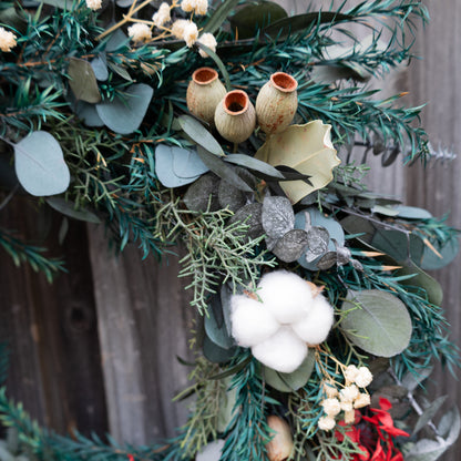 Australian Dried Christmas Wreath – Eucalyptus, Banksia & Cotton
