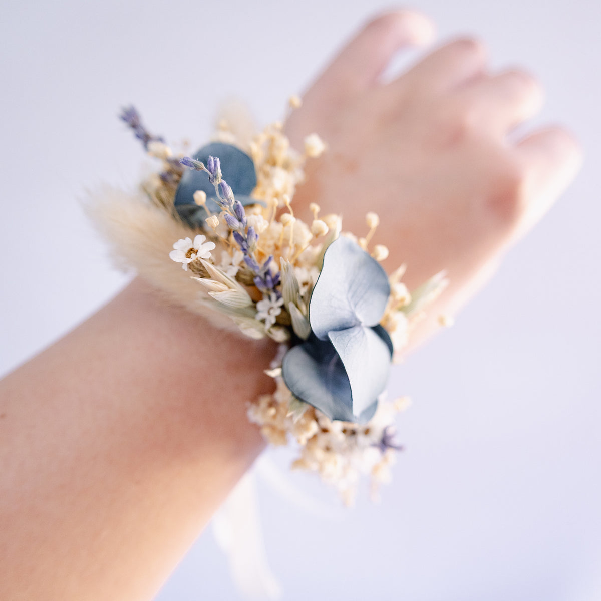 Blue & Cream Dried Flower Bouquet – Soft Neutral Wedding Bouquet